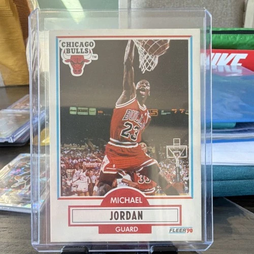 1990 Fleer Base Set Michael Jordan #26 Chicago Bulls NBA Basketball Card