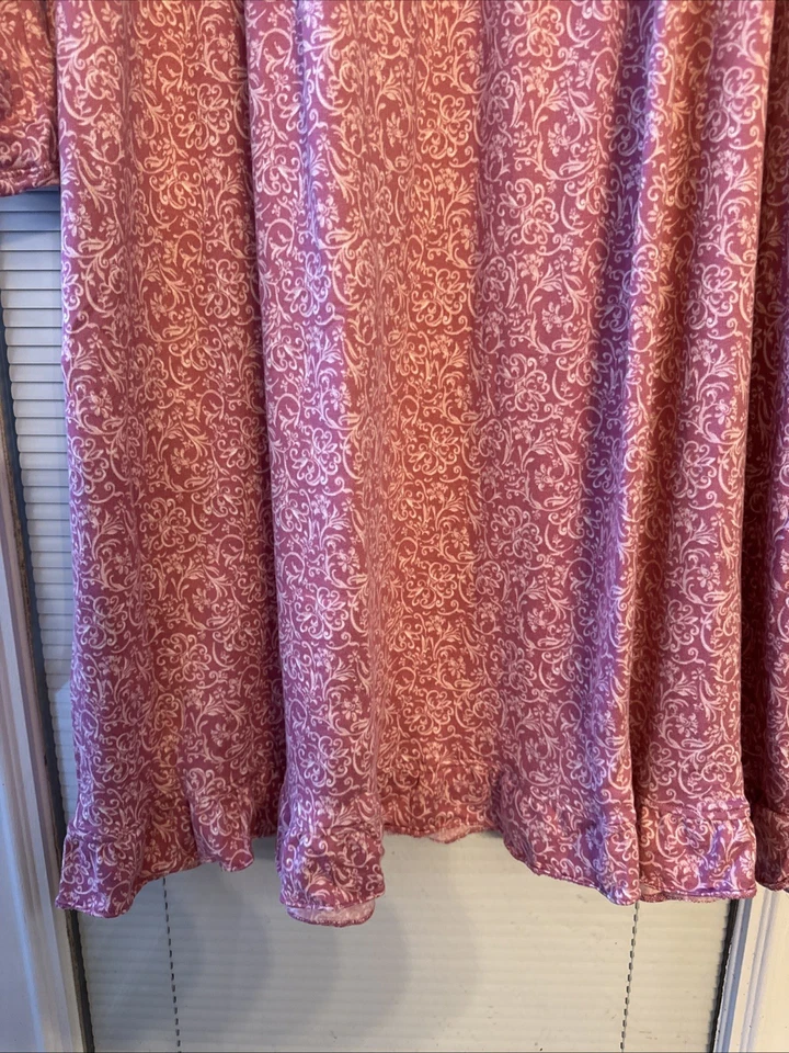 Novo Vestido Feminino Secret Treasures Manga Longa 4x Rosa/Branco - Imagem 4 de 4