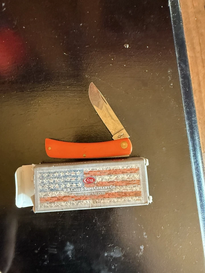 W.R. Case and Sons Foto 2 de 3