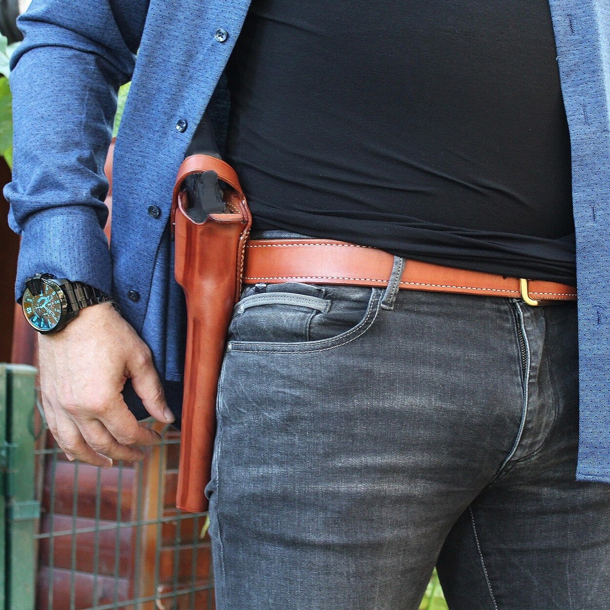 Leather Holster For S&W 500 Magnum - Brown RH Draw Belt Holster With Retention Strap