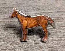 🐎 Palomino Brown Horse White Mane Equine Animal Vintage Silver-Tone Lapel Pin