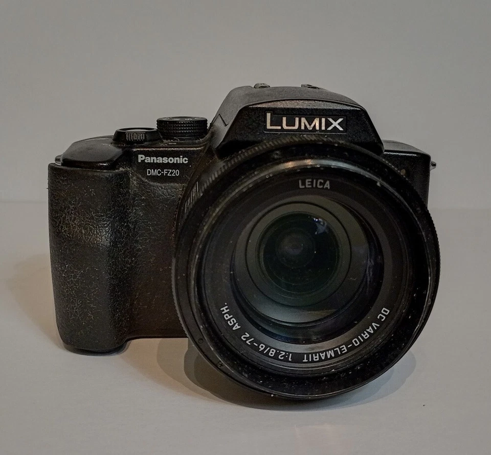 Panasonic Lumix DMC-FZ20, photo 2 of 5