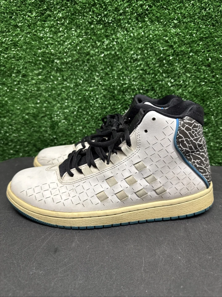 Air Jordan Illusion 705141-105 White/Black/Blue Sneaker Basketball Mens Size 8 - Image 3 of 4