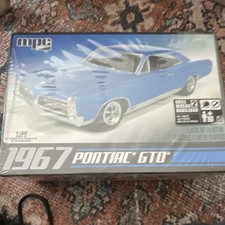 MPC 1967 Pontiac GTO 1:25 Scale Blue Plastic Model Kit Not Painted