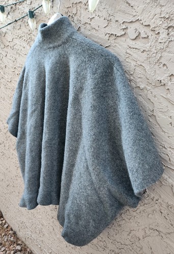 Theory Cape Poncho Sweater Turtleneck Light Grey Wool Blend Pullover Knit SZ P - Picture 7 of 12