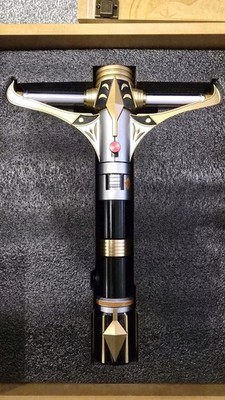 Star Wars Galaxy Edge Limited Edition Stellan Gios Boxed Lightsaber Hilt Set