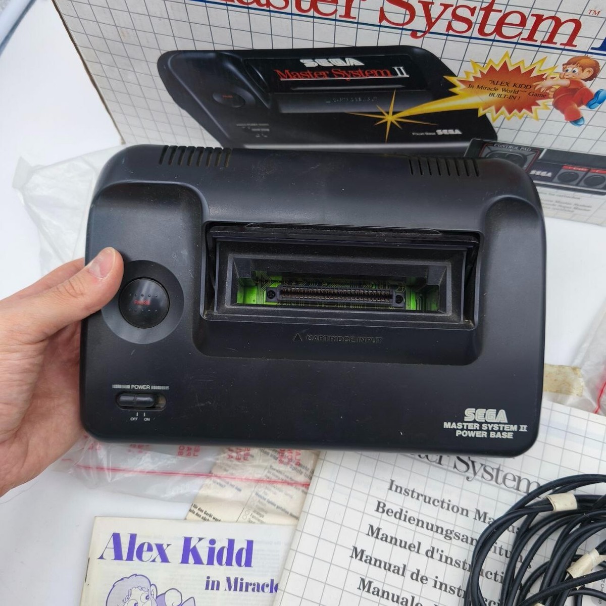 Sega Master System II Power Base PAL Box + Alex Kidd Game