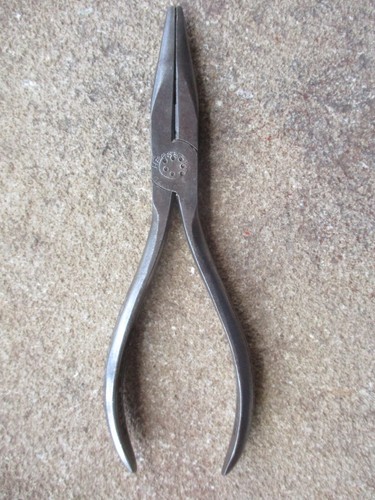 HECSHARP NEEDLE NOSE PLIERS 6" GERMAN MADE NEEDLE NOSE HECSHARP MADE IN GERMANY