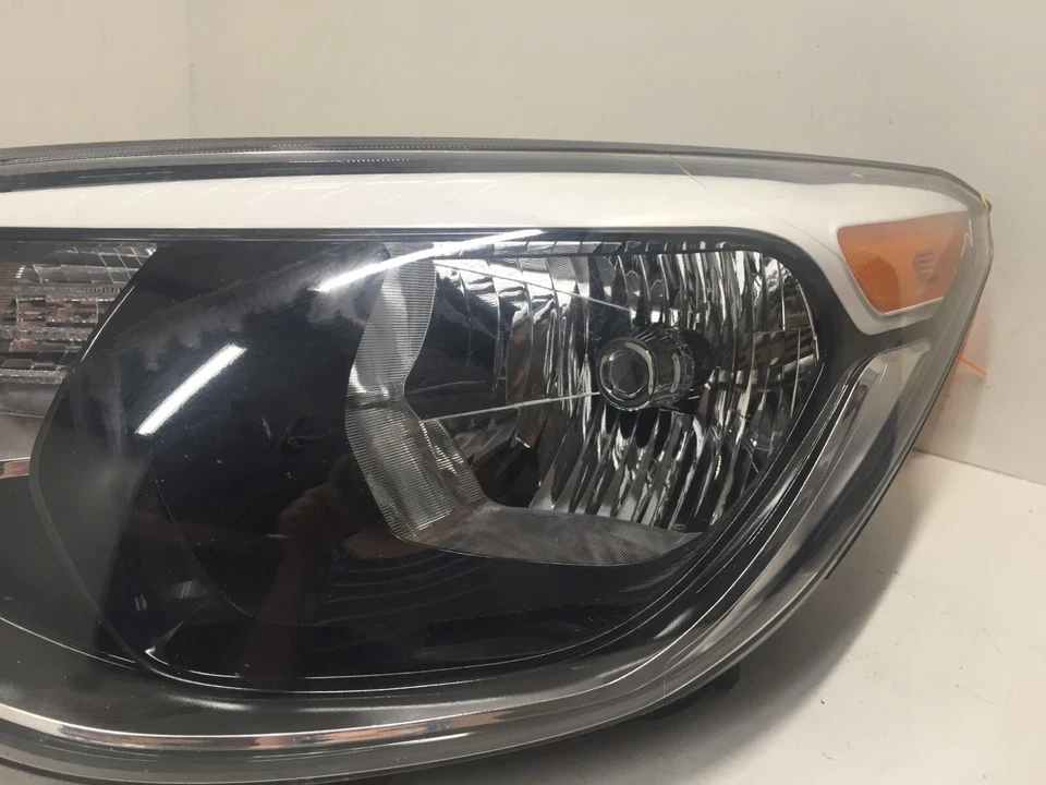 Faro delantero LED dañado conductor izquierdo Kia Soul EV 2015-2016 92101-B2000 OEM Foto 3 de 4