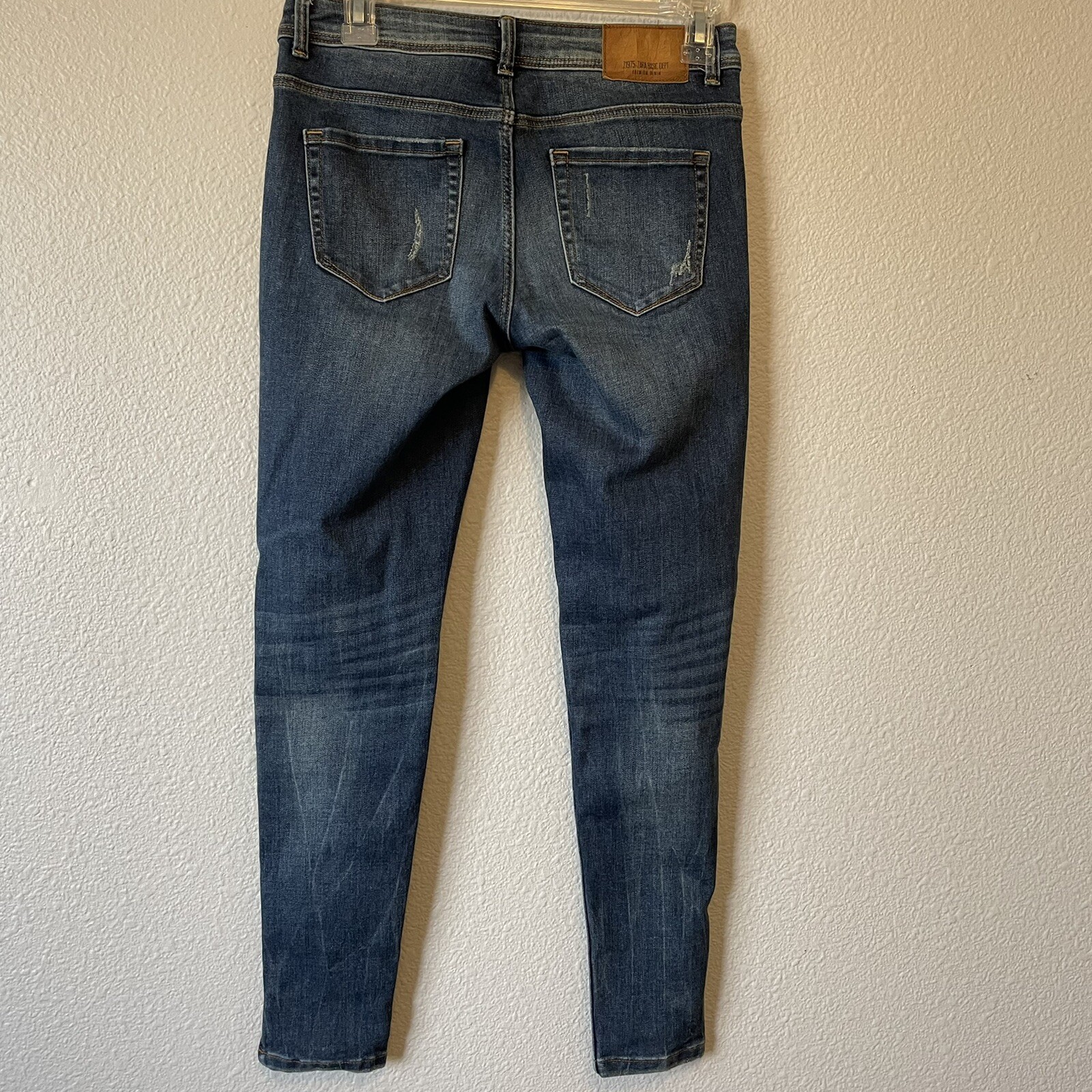 zara basic denim - image 2