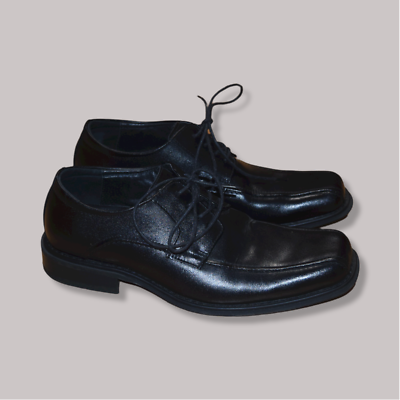 G.H. BASS & CO Men display picture 1