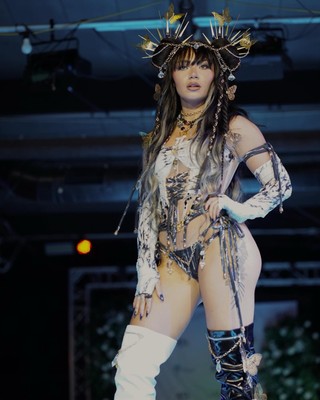 Skye Blue 11x14 Photo Photograph Runway Model AEW Sexy Superstar Wrestler WWE