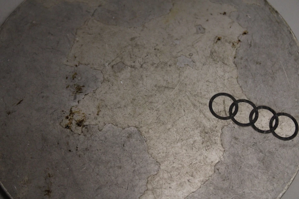 84 85 86 87 88 Audi 5000 OEM Center Hub Cap 447601165 25396 WLA 58643 58641  Foto 3 de 4