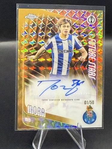 2025-26 Rodrigo Mora Topps Chrome UCC Gold Geo REF Autograph Auto #1/50 FC Porto