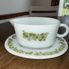 Vintage Pyrex Spring Blossom Crazy Daisy Gravy Boat With Plate 2 Pieces EUC!