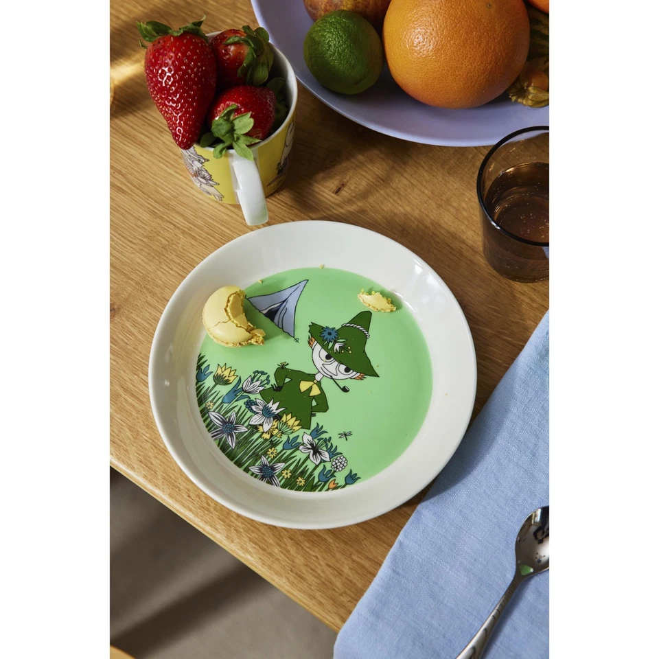 Moomin Arabia Mug - Snufkin GREEN - Image 2 of 4