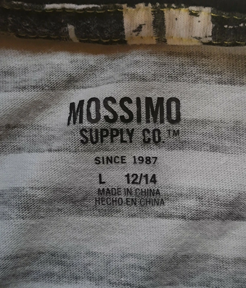 Mossimo Boy's Ombre Short Sleeve Shirt Size Large 12-14 - Image 3 of 3