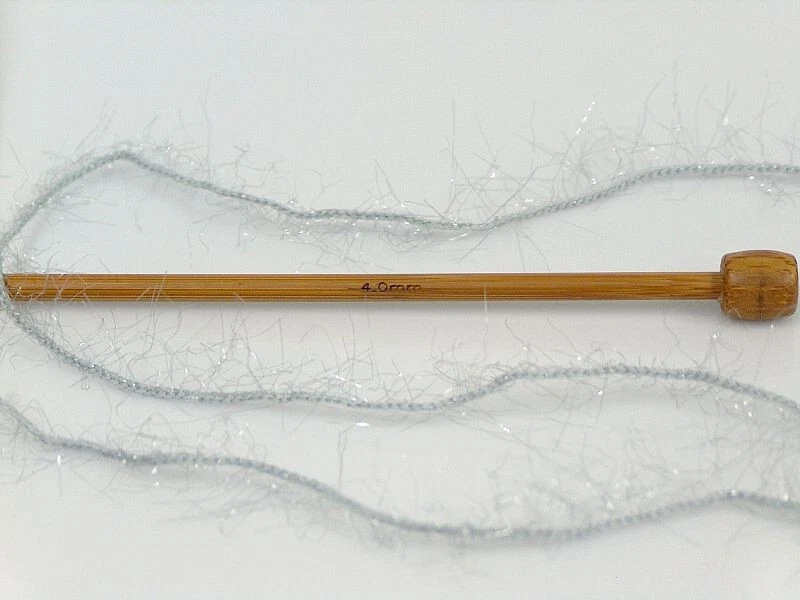 Sparkle Soft Grey 68303 Ice Yarn Metallic Lurex Nylon Eyelash Yarn 50g 153y - Image 3 of 4