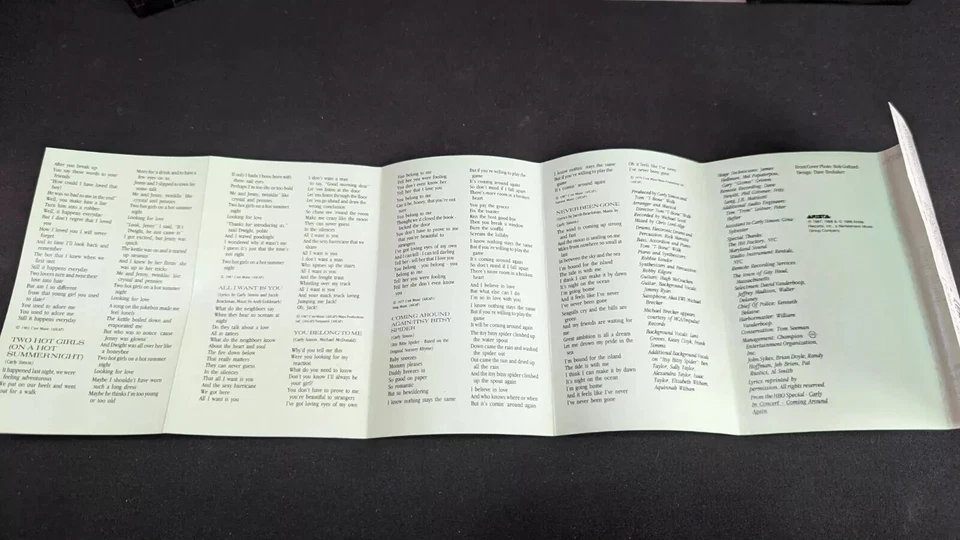 Carly Simon – Greatest Hits Live  Cassette Album - Image 4 of 4