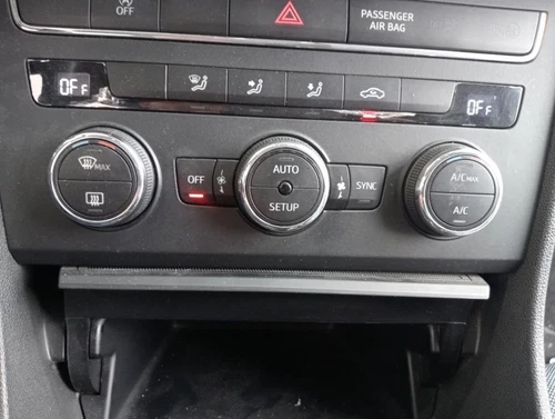 5F0907044D Mando Climatizador para SEAT LEON (5F1) * 2014 6734860 - Imagen 1 de 10