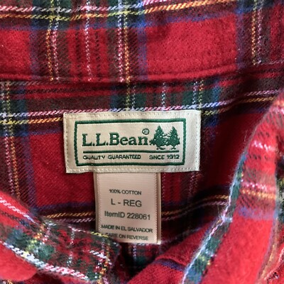 LL BEAN Flannel Red plaid Shirt Size LARGE REG Soft Fleece Long