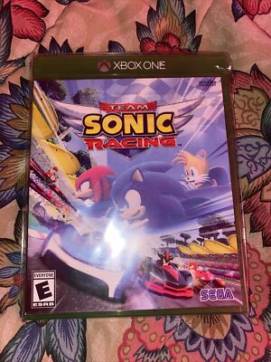 Team Sonic Racing -- Standard Edition (Microsoft Xbox One, 2019 - Main Image