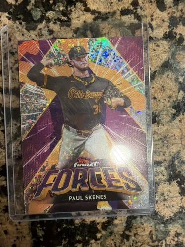 2026 Topps Finest Paul Skenes Base (RAW)