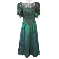 80s ILGWU Dress Emerald Green Lace Taffeta Prom Goth Glam Bow Back