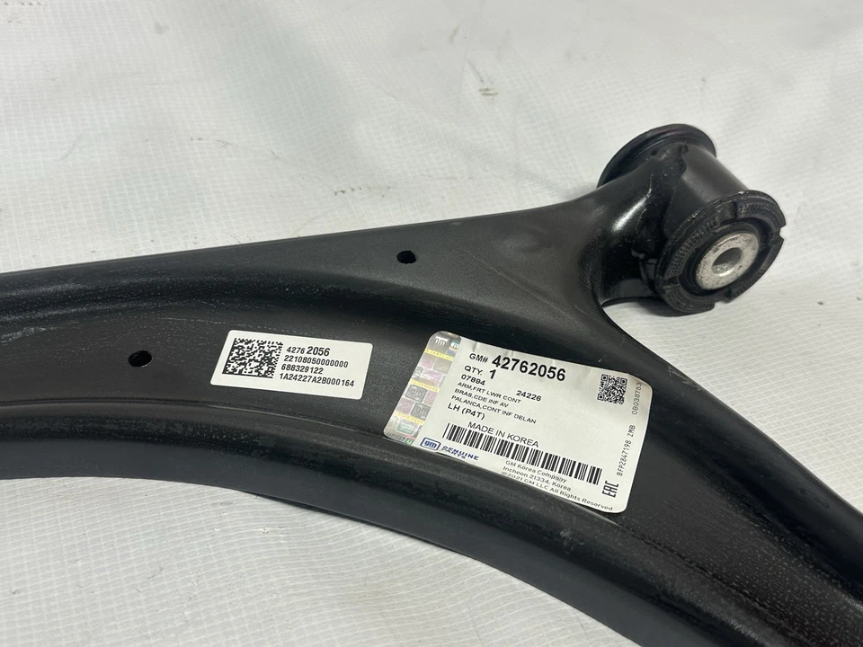 2024 2025 CHEVROLET TRAX SUSPENSIÓN DELANTERA IZQUIERDA BRAZO DE CONTROL INFERIOR OEM GM Foto 3 de 4