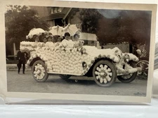 RPPC Flower Covered Car Parade Women Umbrellas Early 1900s Festival Scene 8
