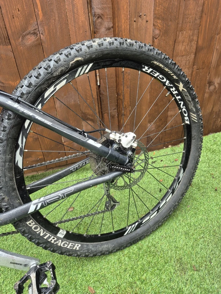 Trek Elite 9.7 Carbon Hardtail Mountain Bike - Image 4 of 4