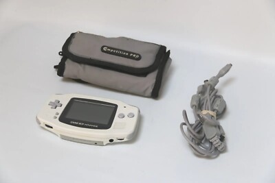 *****Nintendo Advance Game Boy Konsole Weiß mit Hülle und Assessorie*****