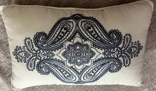 Decorative pillow embroidered vtg throw  19'x12" sofa couch bed paisley design