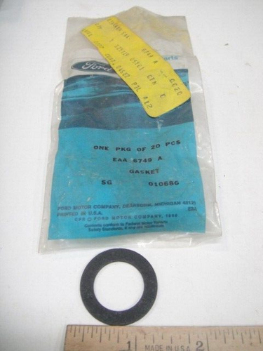 NOS Ford 1952 - 59 Fairlane T-Bird Oil Filter Center Bolt to Cover