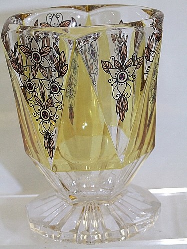 HAIDA BÖHMISCHE EMAILLIERTE KRISTALLVASE UM 1890 - Bild 2 von 9