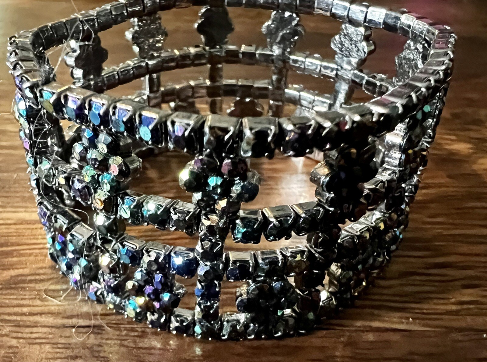 Crystal Statement Bracelet (stretch) - image 4