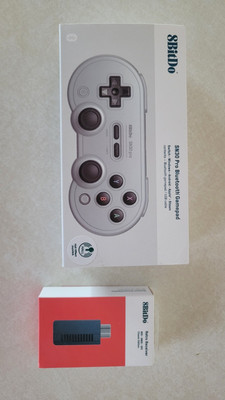 8BitDo SN30 Pro And Retro Receiver