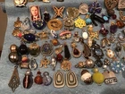 80 PC VINTAGE PIN CHARM PENDANT  COSTUME JEWELRY LOT+35 PC BONUS CHARMS~11 OZ