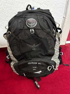 Osprey Escapist 30 in schwarz