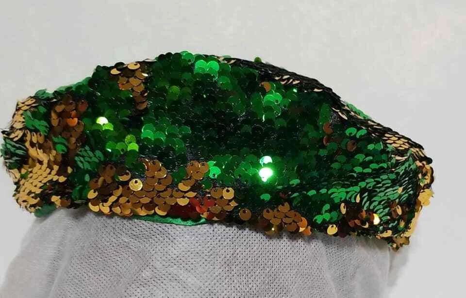 Boina de lentejuelas verdes Way To Celebrate St Patrick's Day edades 14+ (LOC TUB-G-7) Foto 3 de 4