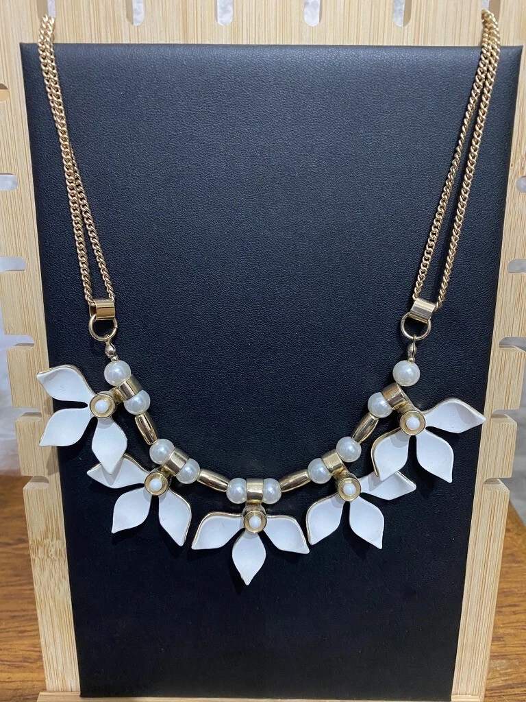 vintage modern costume jewellery M S gold tone white petal