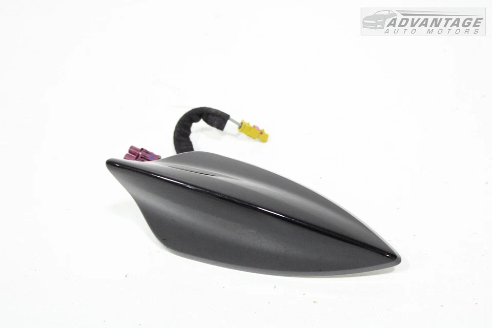 Chevrolet Cruze LT 2016-19 techo antena aleta de tiburón negro con hervidor metálico OEM Foto 2 de 4