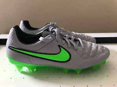 nike tiempo mens soccer cleats