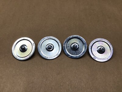 Lot Of 4 Garvin KOS-100 Knockout Seals For 1'' Opening Screw & Bar #02F118-CI