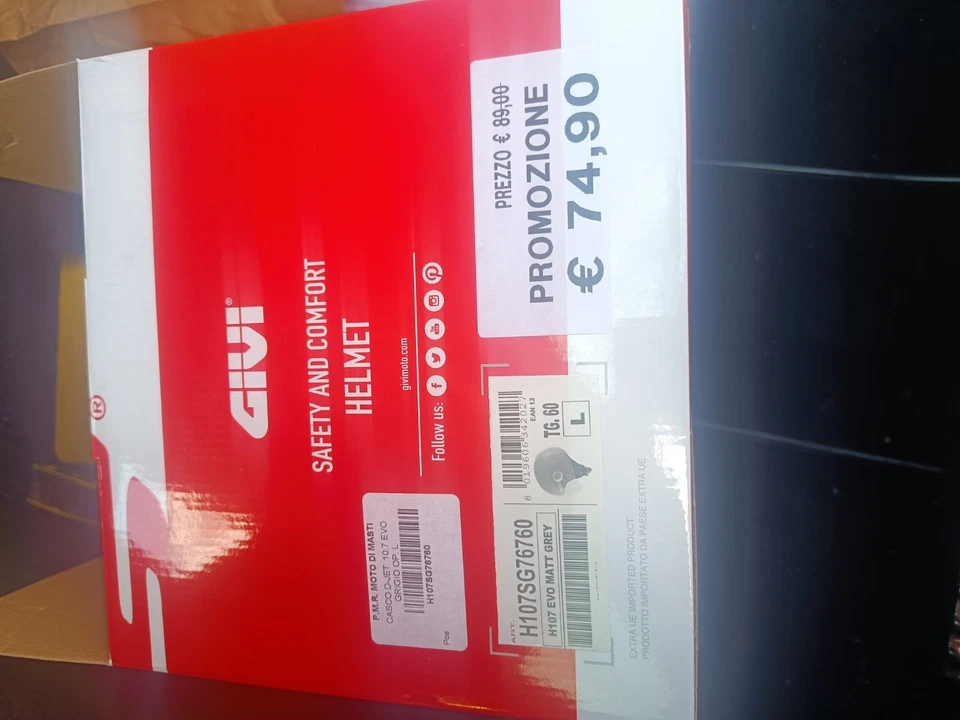 2 Caschi Nuovi A Solo 90 € (Marca Givi) - Immagine 4 di 4