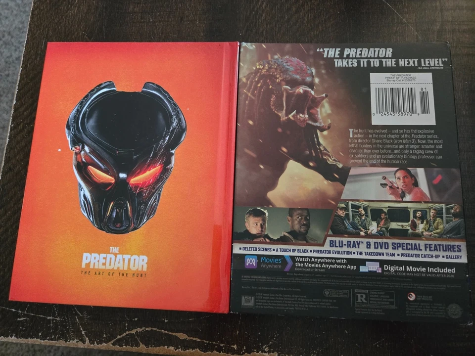 The Predator Limited Edition 36-Page Book Predator (Blu-Ray / DVD Combo) - Image 4 of 4