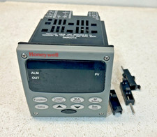 Honeywell DC2500-CE-1A0R-200-00000-E0-0 UDC2500 Controller