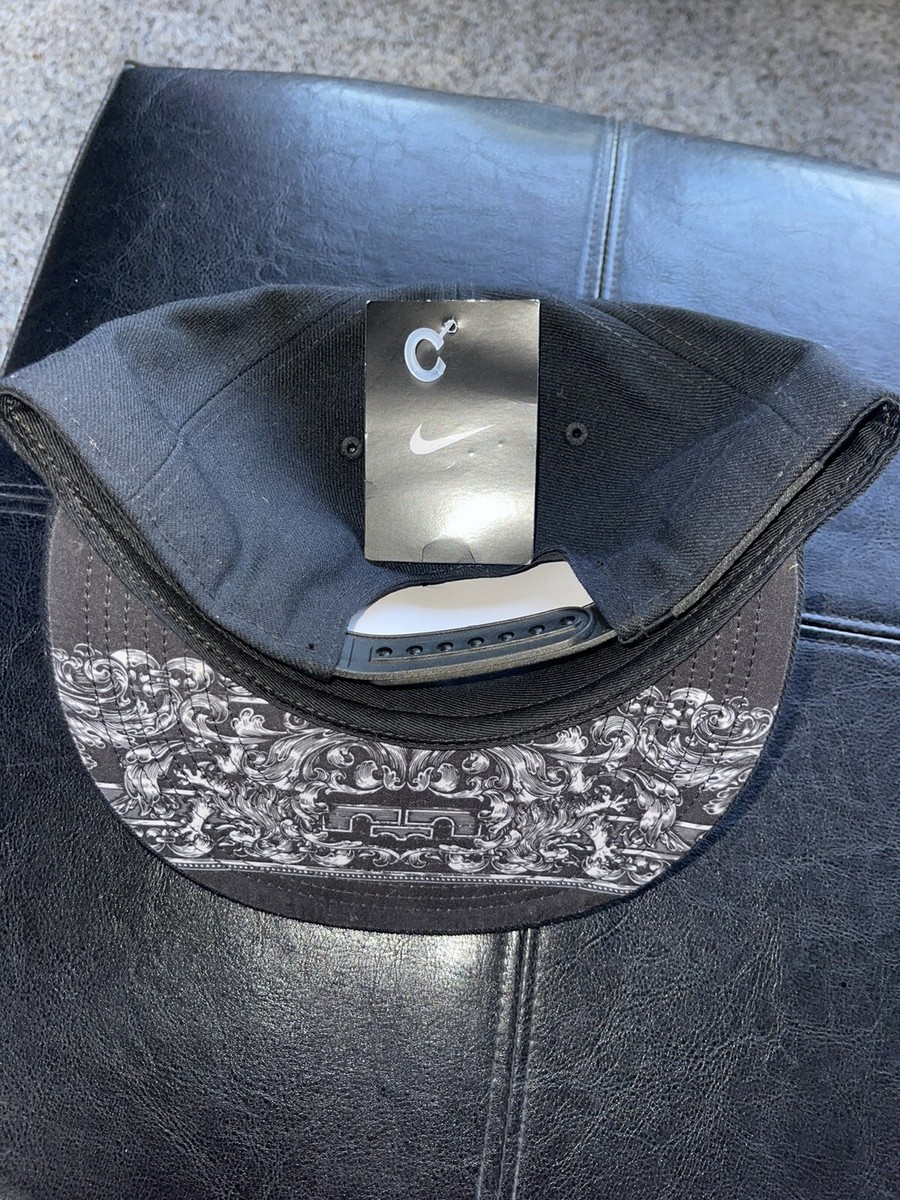 NIKE True LJ Lebron James King Crown Logo SnapBack Cap Black Gold