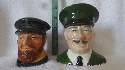 2 Vintage Toby Krüge. 1 Harrods Portier 1 Seekapitän mit Fischgriff. Bodenstempel