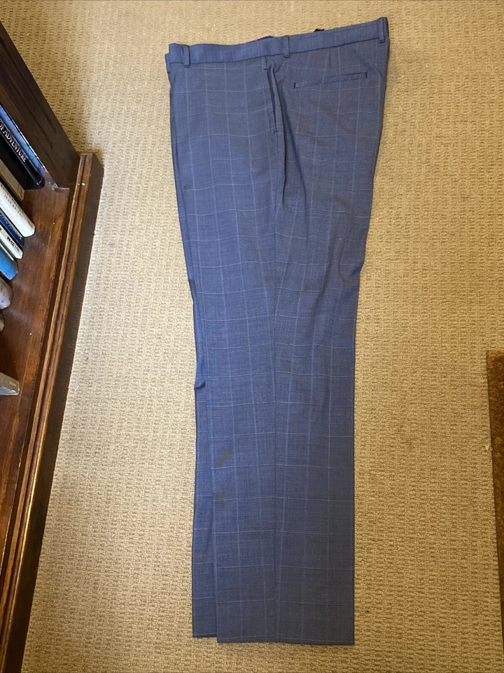 Pierre Cardin Vintage Mens 2 Piece Stretch Wool Suit in Checked Blue 102/112R - Image 4 of 4